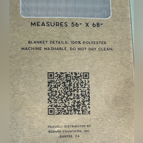 NEW Bernini Bug Shield Blanket - Picture 7 of 8